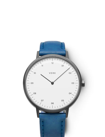 World Perpetual A-T Leather Black